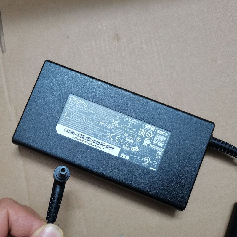 Pc Gaming Msi - NOVO OEM Slim Chicony 20.0V 9.0A