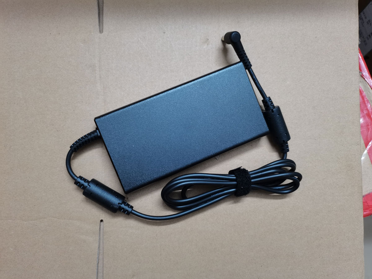 NOVO OEM Slim Chicony 20.0V 9. - Pc Gaming Msi avaliação e preço