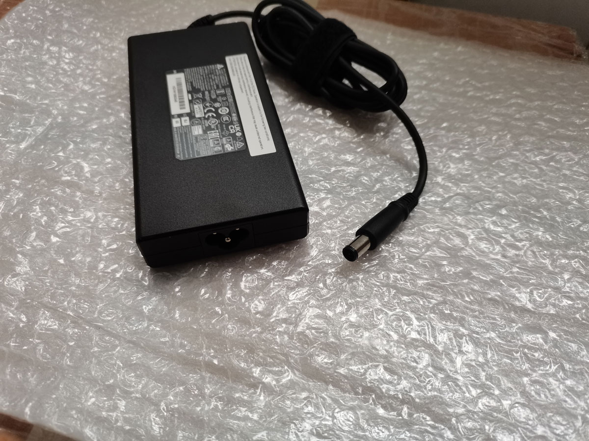 NOVO Adaptador AC Slim OEM Del - Pc Gaming Msi avaliação e preço